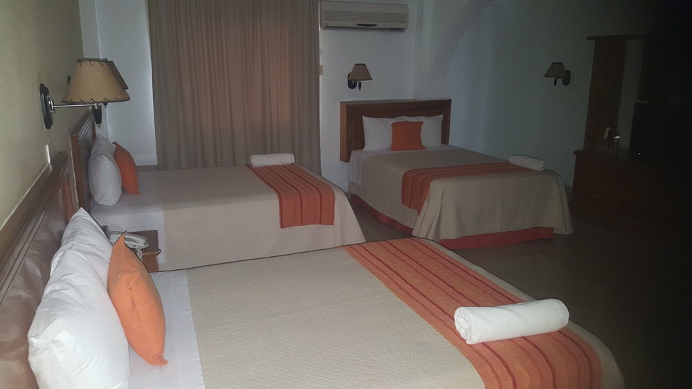 Hotel Baez Carrizal Villahermosa Exterior foto